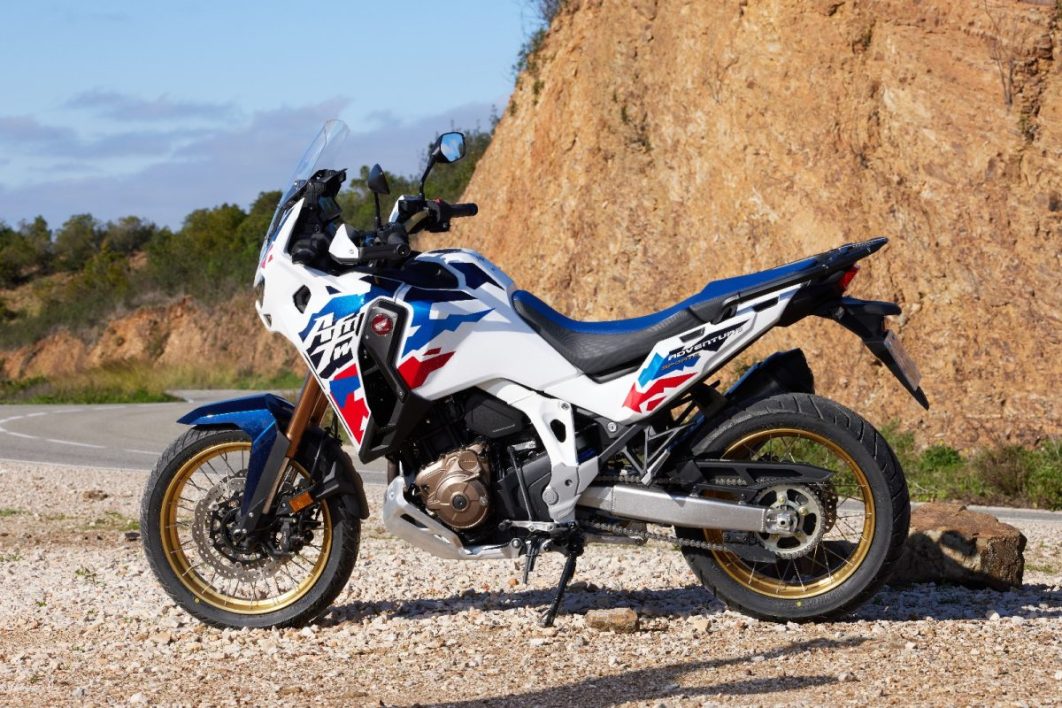 Honda Africa Twin Adventure Sports 2024 10 1 - MotoX