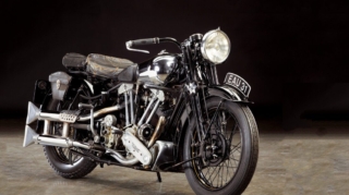 Brough-Superior-SS100-1937-by-Jeff-Barger