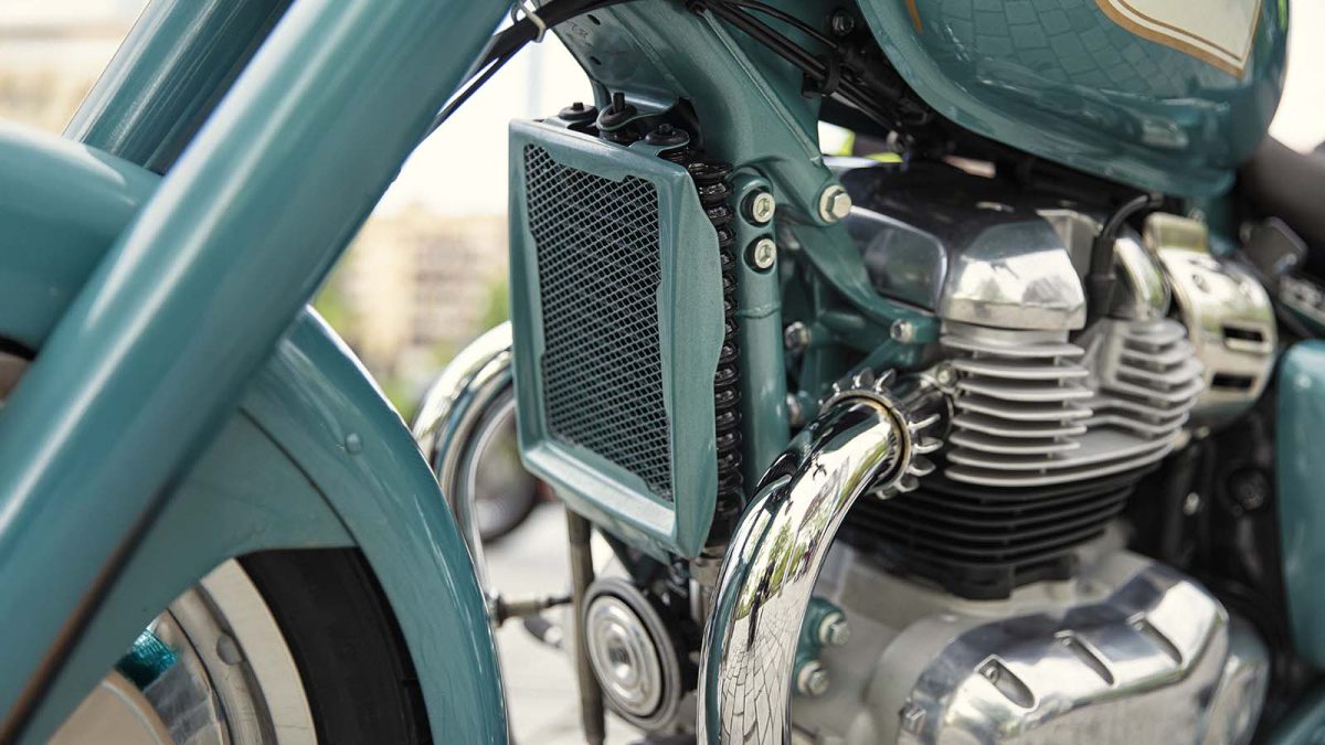 Royal Enfield Classic 650. Nostalgia de Lés-a-Lés 14 Royal Enfield Classic 650