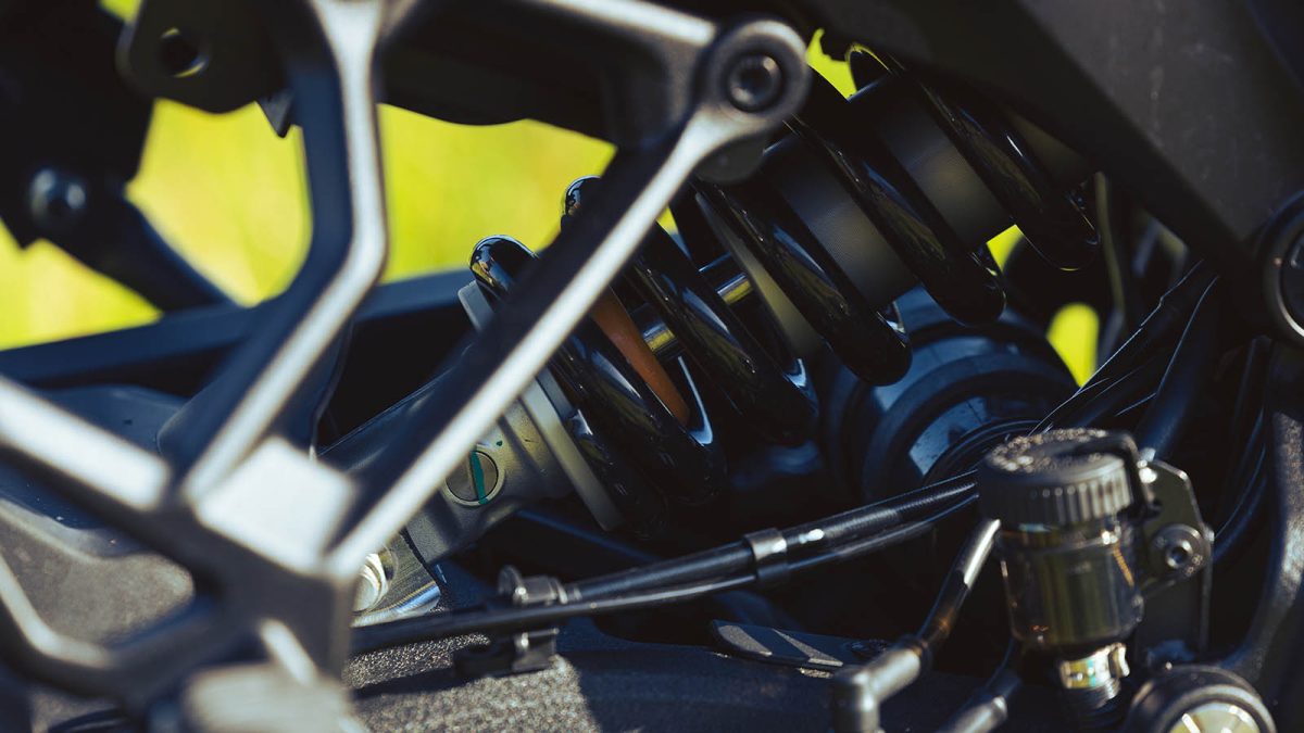 QJMOTOR SRT 900 