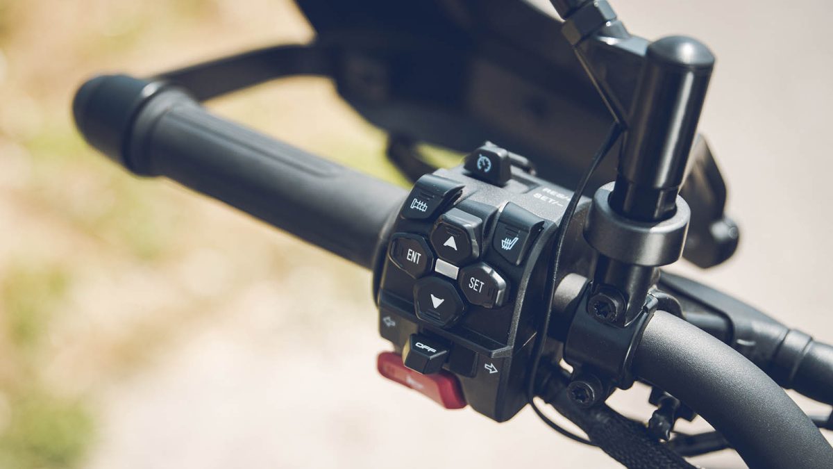 QJMOTOR SRT 900 S 56 - MotoX