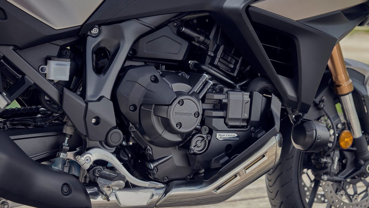 Honda NT1100. Essência de verdadeira turística 21 Honda NT1100