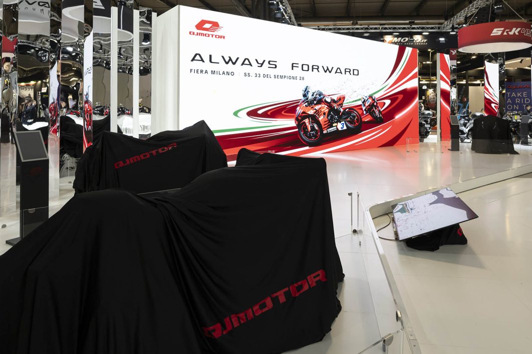 QJMOTOR na EICMA 2025