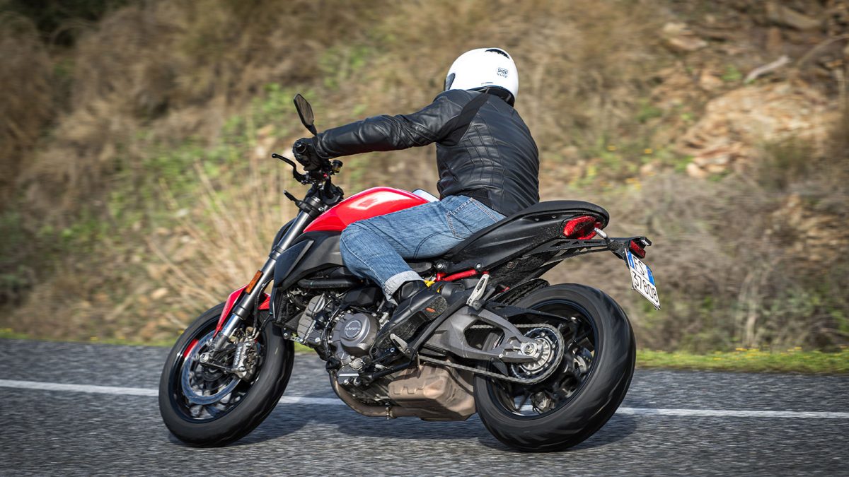 Ducati Monster V2