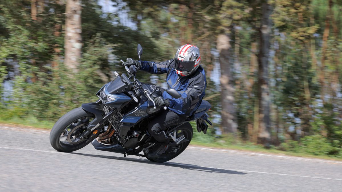 Honda CB750 Hornet E-Clutch 