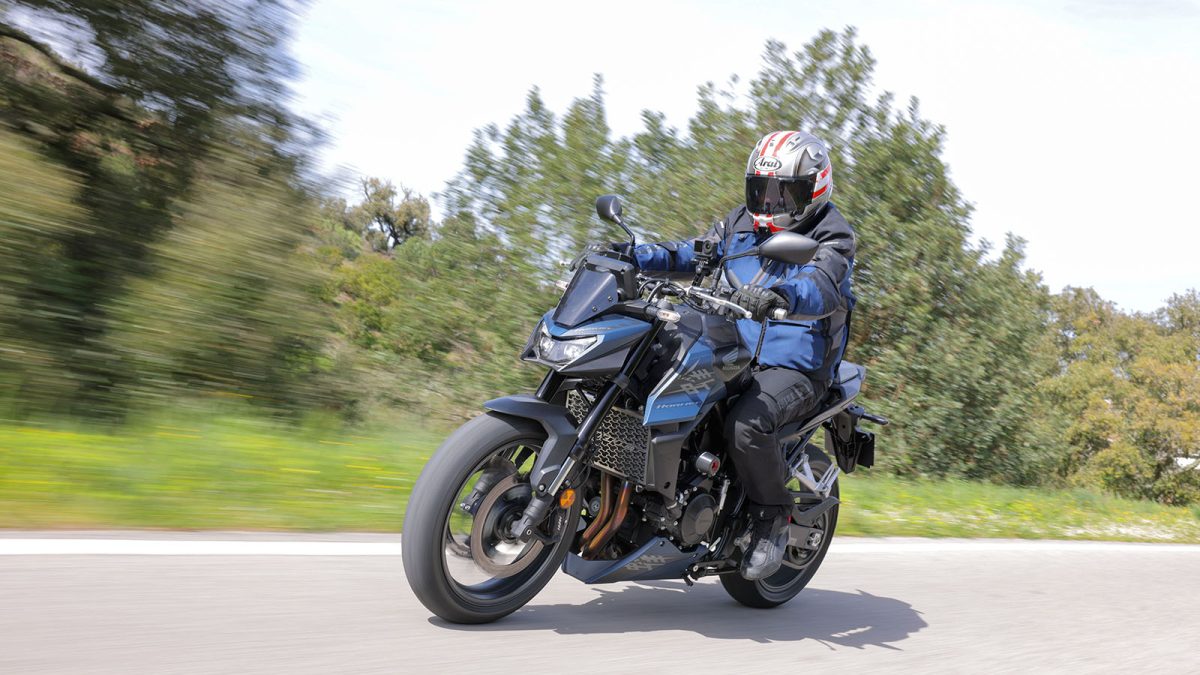 Honda CB750 Hornet E-Clutch 