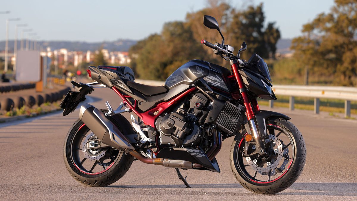 Honda CB750 Hornet E-Clutch 