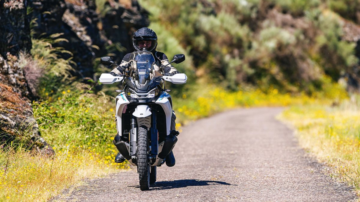 CFMOTO 1000MT-X