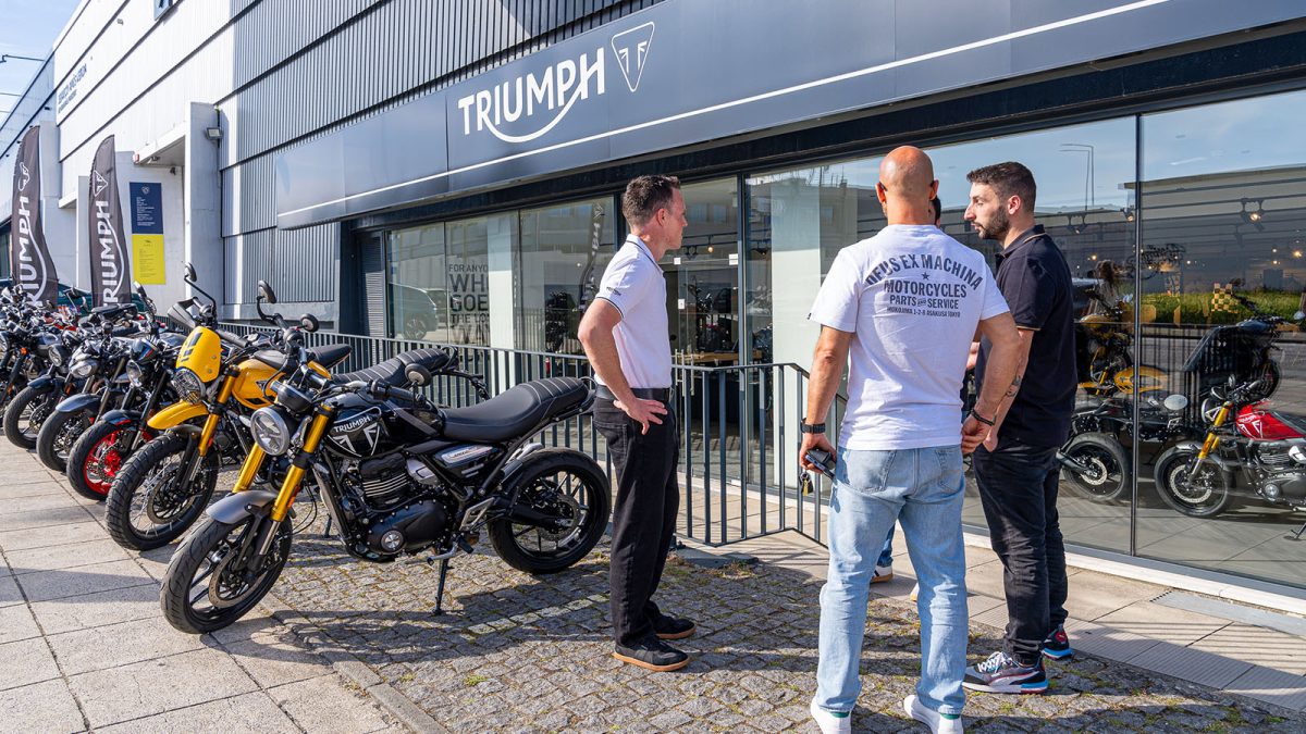 Triumph Portugal loja no Porto 