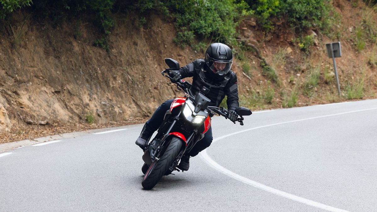 Macbor Shifter 125 Evo. Uma naked entusiasmante! 23 Macbor Shifter 125 Evo
