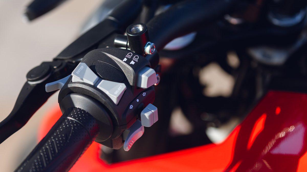 Macbor Shifter 125 Evo. Uma naked entusiasmante! 8 Macbor Shifter 125 Evo