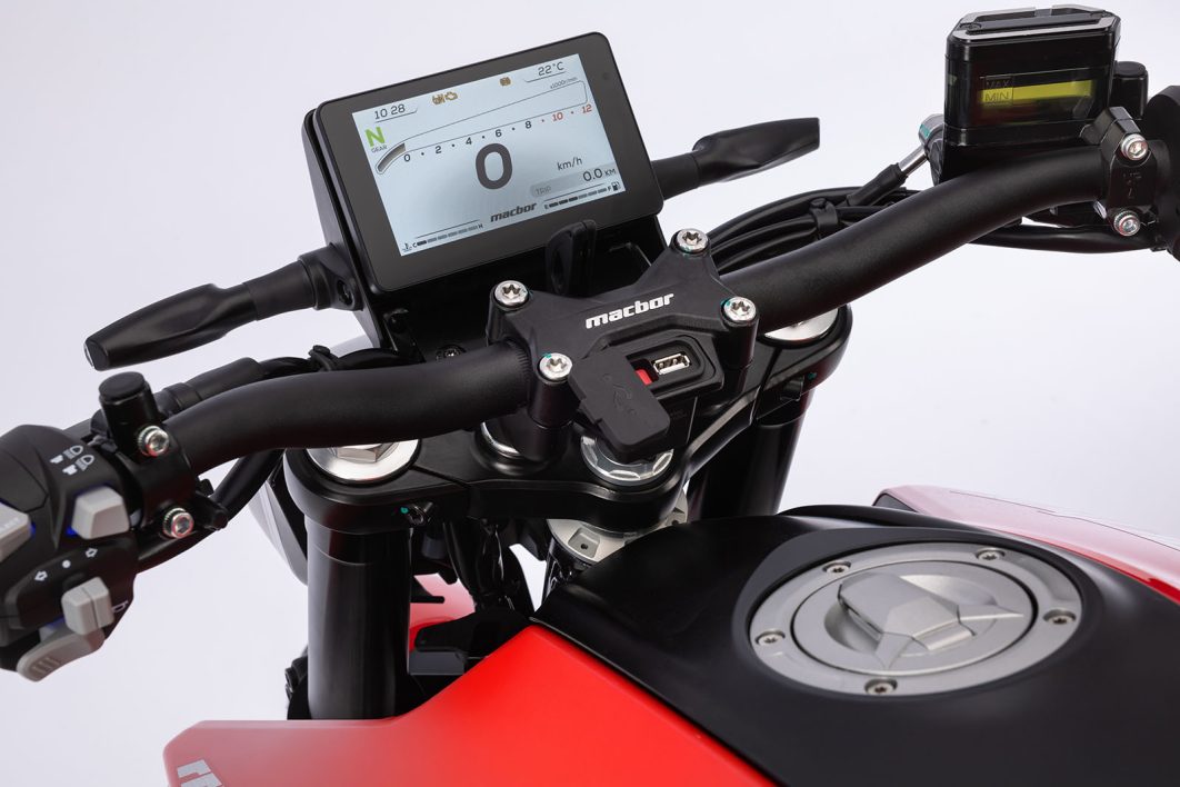 Macbor Shifter 125 Evo. Uma naked entusiasmante! 18 Macbor Shifter 125 Evo