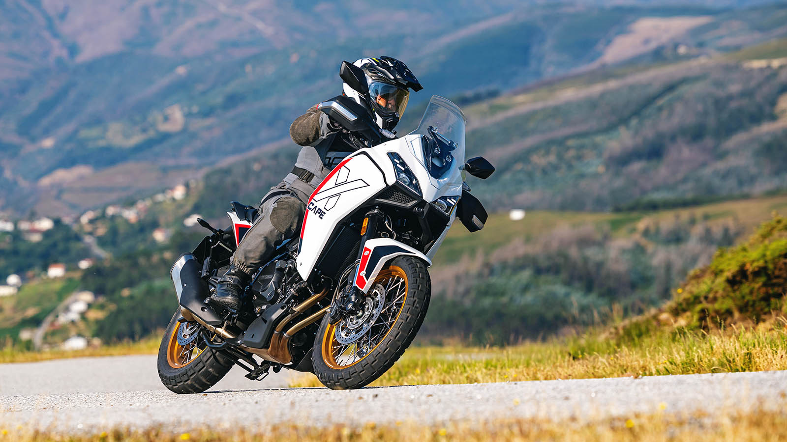 Moto Morini X-Cape 700