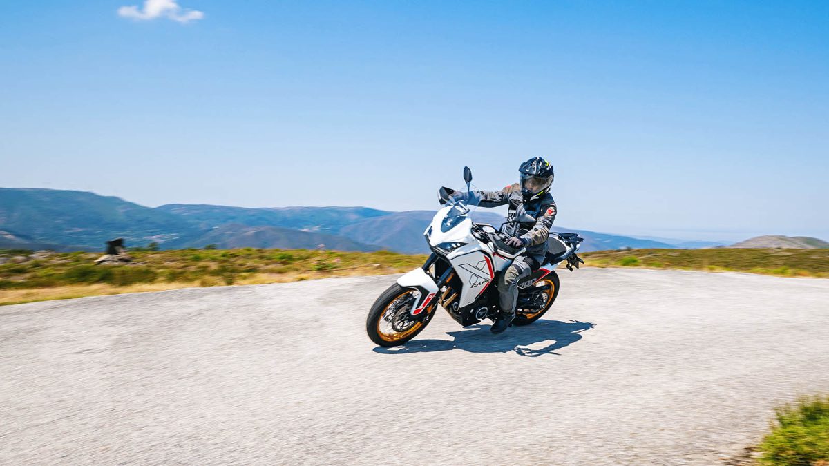 Moto Morini X-Cape 700 