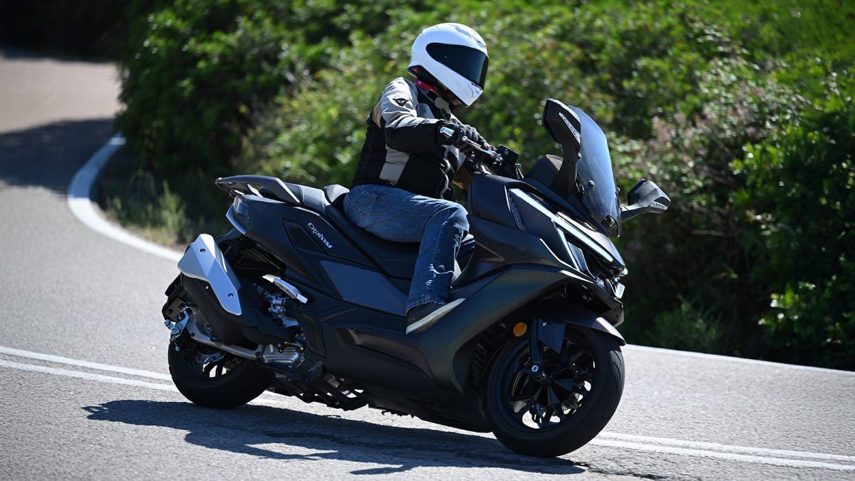 SYM Cruisym 400. Mais por menos ou a equação perfeita? 12 SYM Cruisym 400