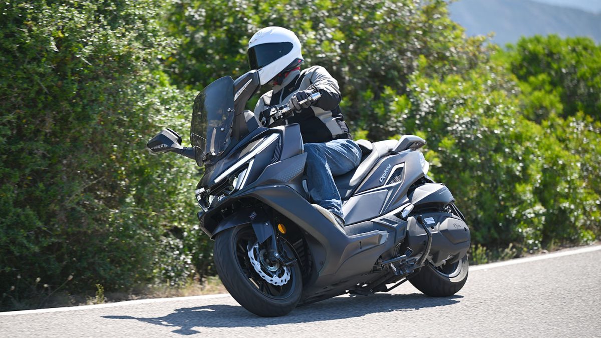 SYM Cruisym 400. Mais por menos ou a equação perfeita? 27 SYM Cruisym 400