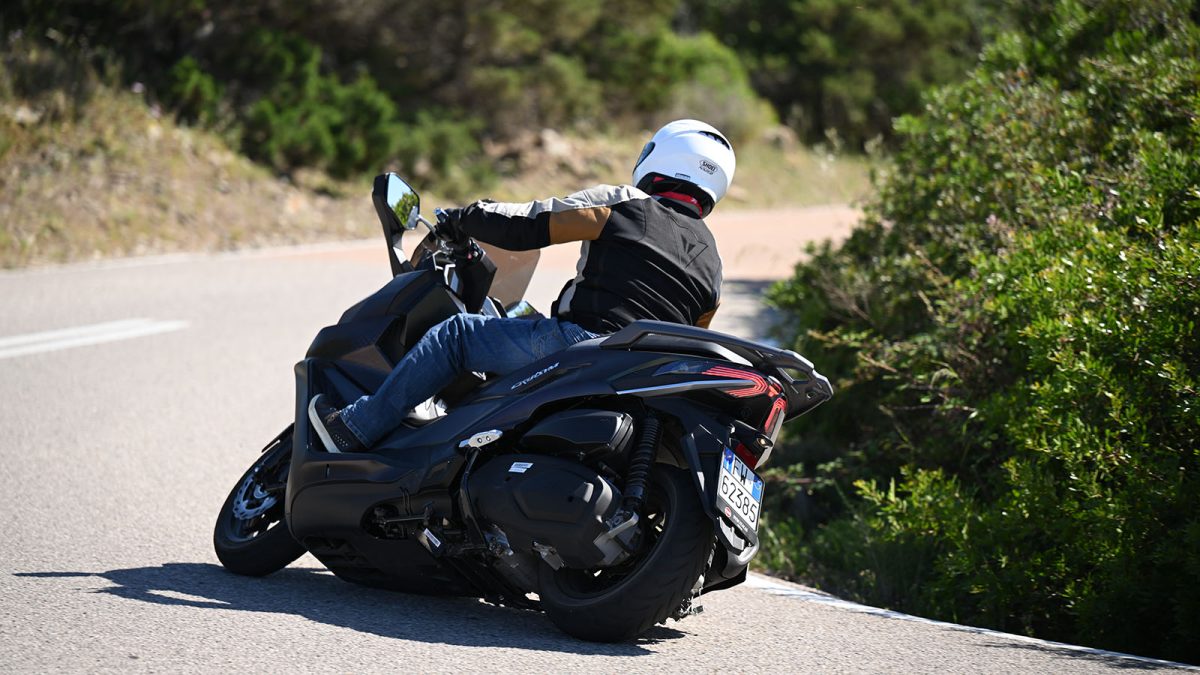 SYM Cruisym 400. Mais por menos ou a equação perfeita? 42 SYM Cruisym 400
