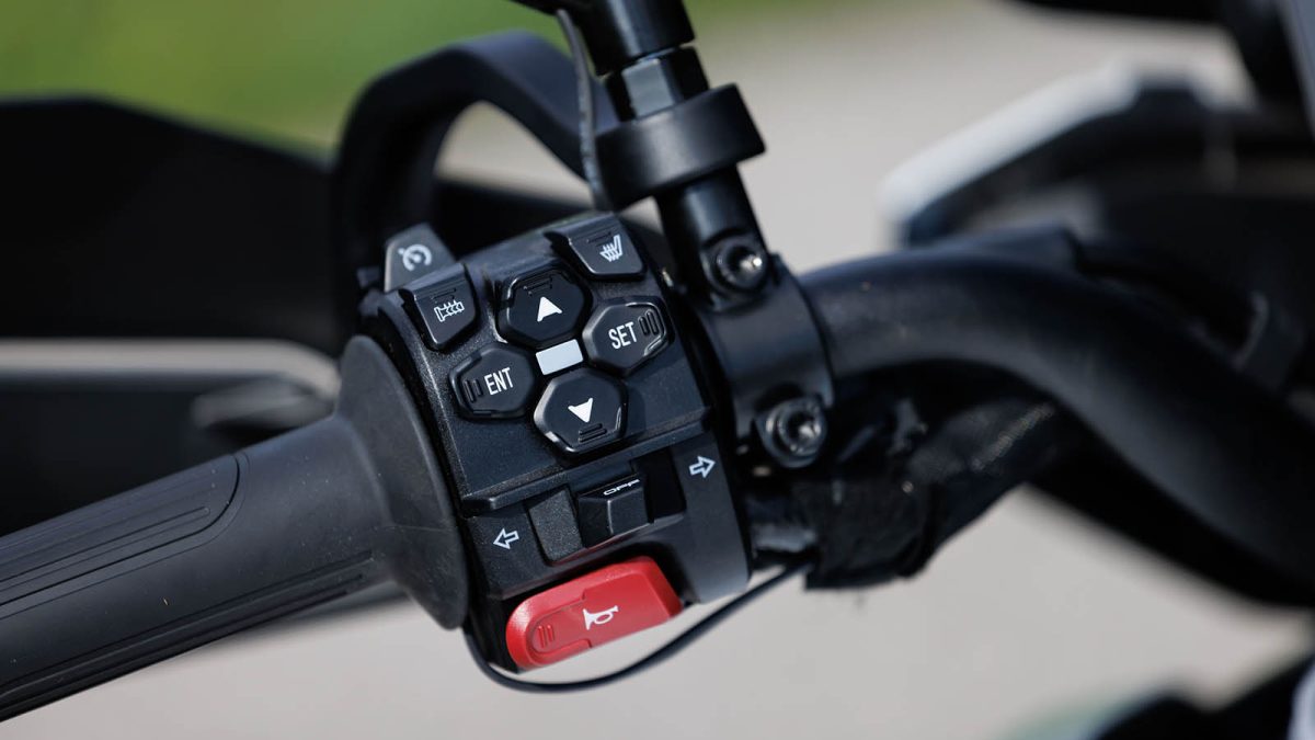 Benelli TRK 902 Stradale 13 - MotoX