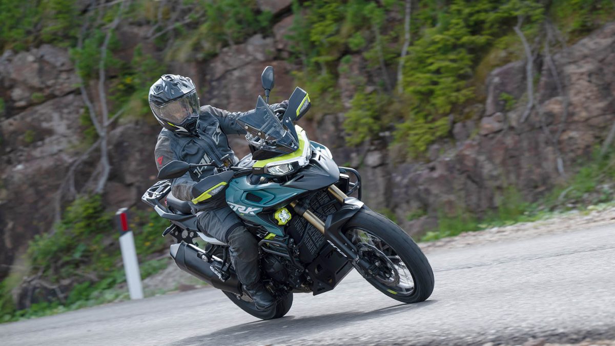 Benelli TRK 902 Xplorer 