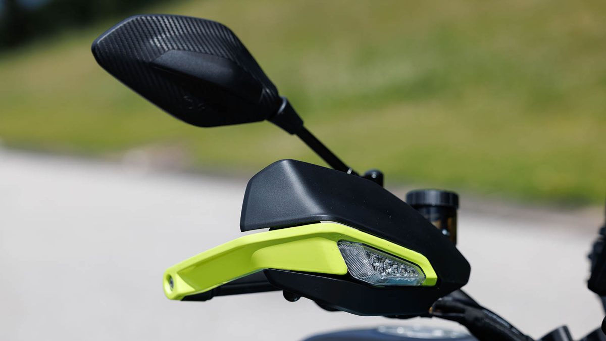 Benelli TRK 902 Xplorer 20 1 - MotoX