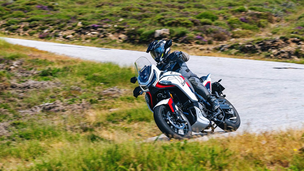 Moto Morini X-Cape 1200