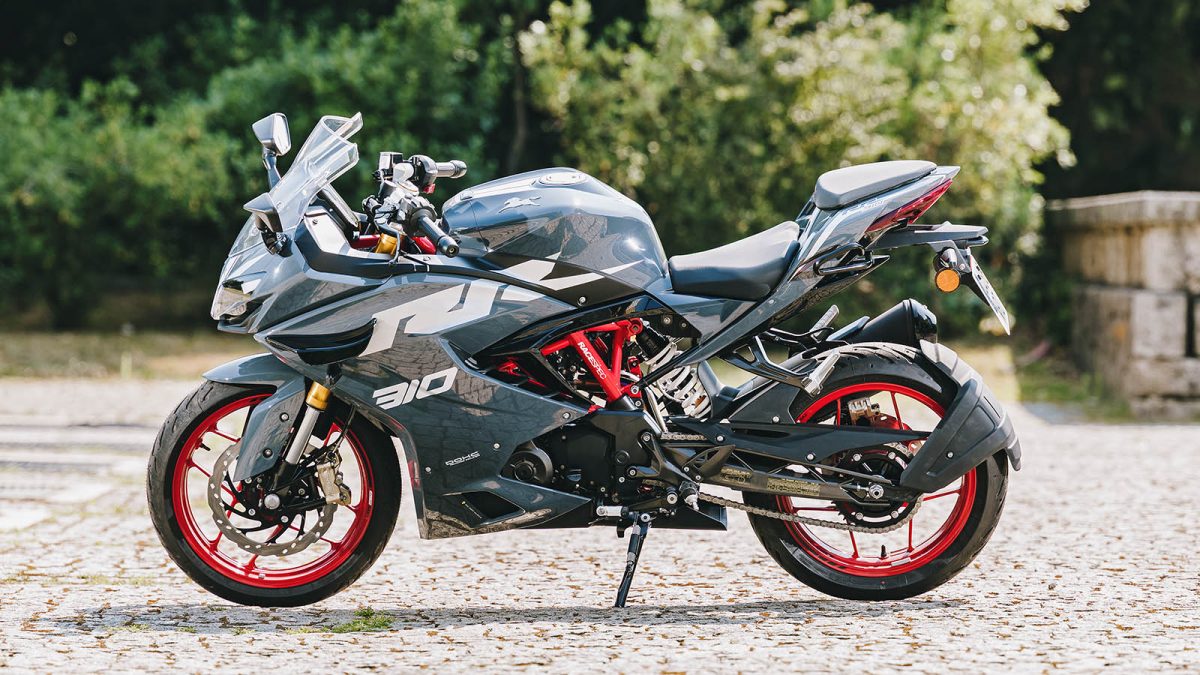 TVS RTR 310 e TVS RR 310. Ambição a dobrar 24 TVS RR 310 01 - MotoX