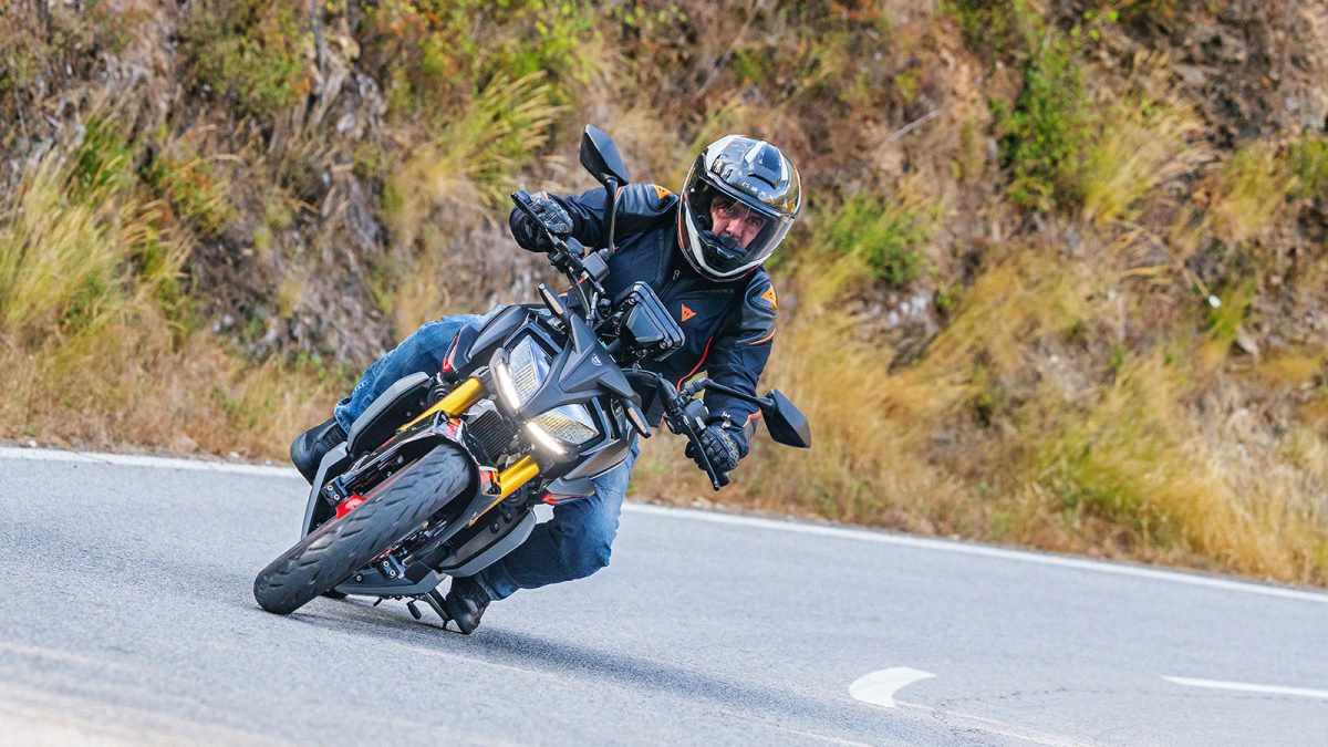 TVS RTR 310 e TVS RR 310. Ambição a dobrar 1 TVS RTR 310