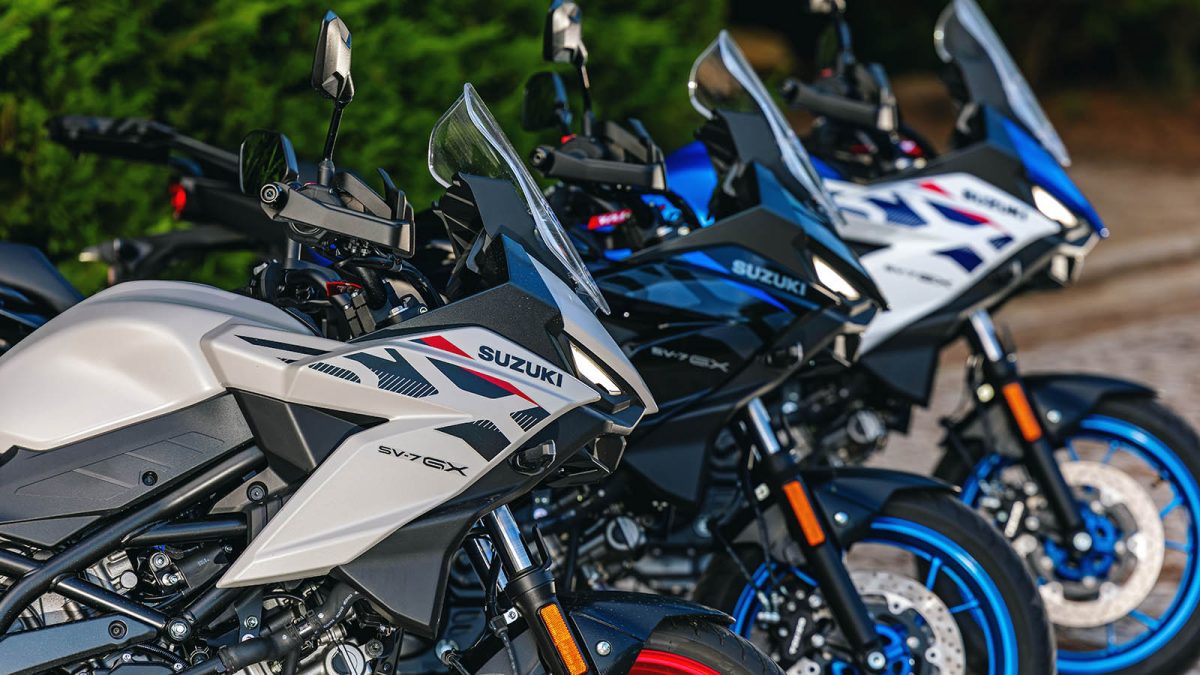Suzuki SV-7GX. Aperfeiçoar a receita de um sucesso! 26 Suzuki SV-7GX