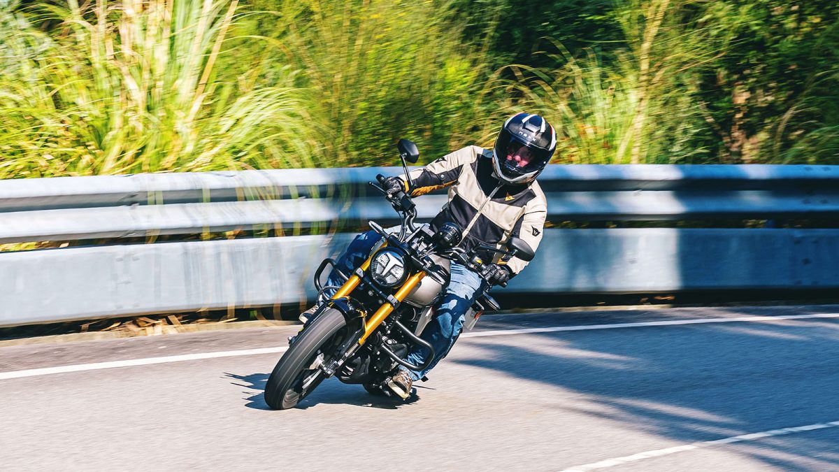 TVS Ronin 250