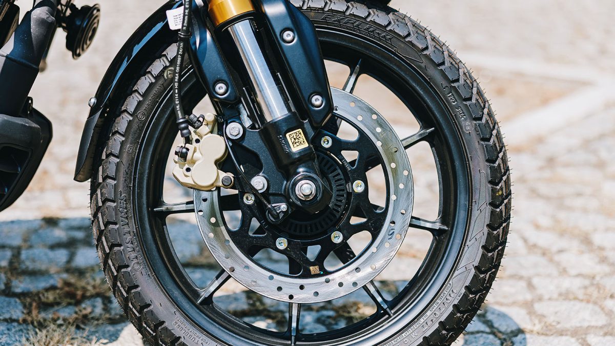 TVS Ronin 250